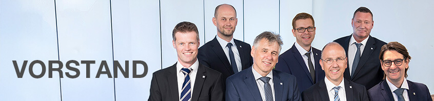 Ein Gruppenbild mit den sieben Mitgliedern des Vorstand der straschu Gruppe